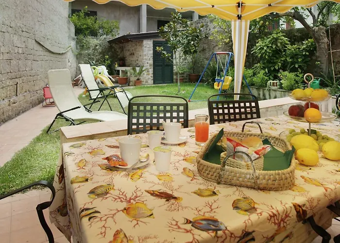 Bed and Breakfast La Lampara 4*